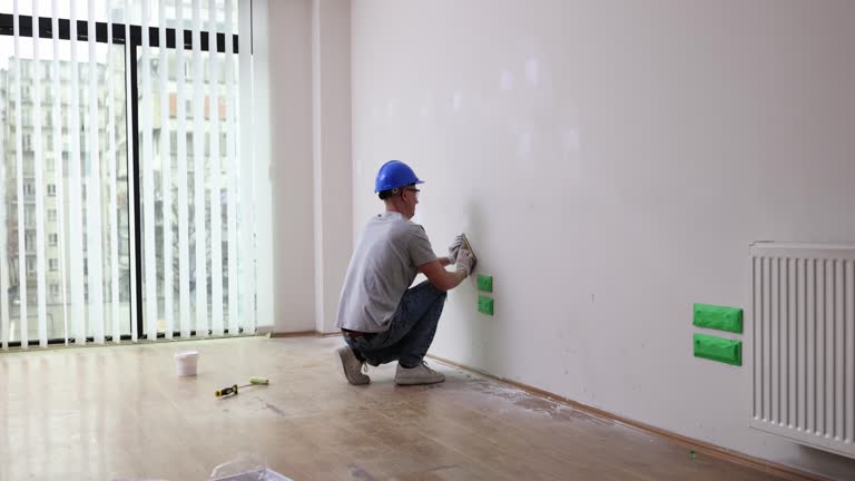 Best Emergency Mold Remediation  in Lake Mills, WI